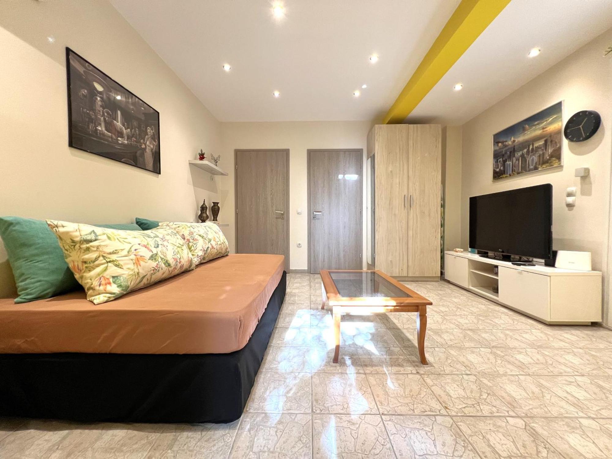 Historic Center Getaway 10'Walk To Acropolis Hill Apartment Атина Екстериор снимка